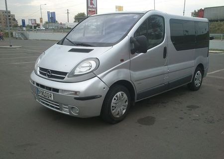 Opel Vivaro Tour