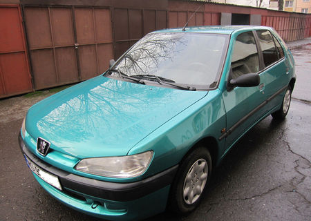 Peugeot 306