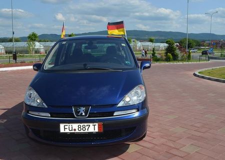 Peugeot 807