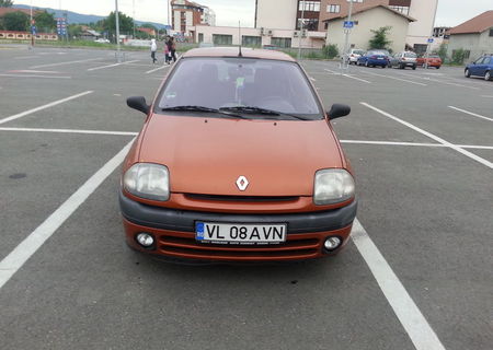 Renault Clio , 1999
