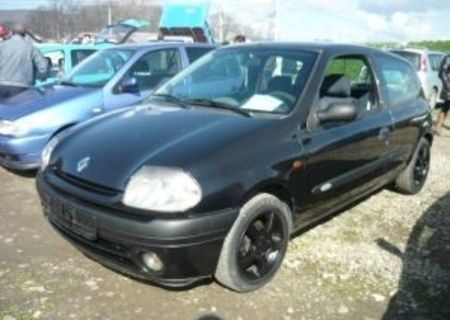 RENAULT CLIO AN 2000 SI VARIANTE