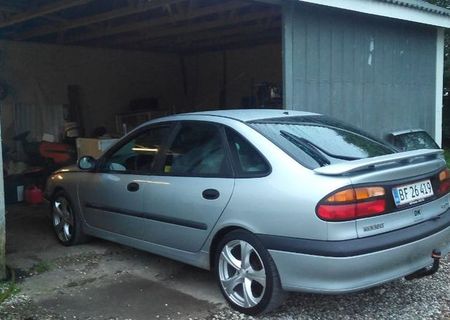 renault laguna 1