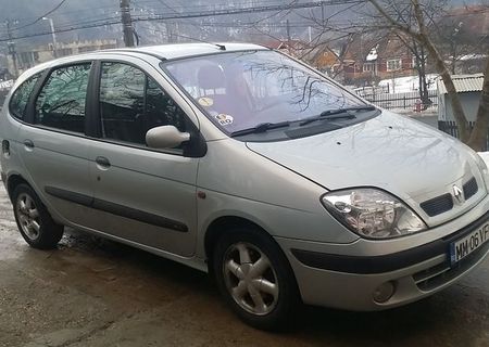 Renault Megane Scenic 