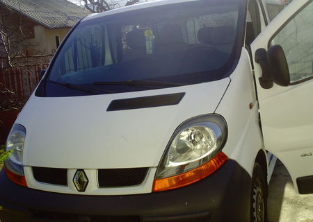 renault trafic van/minibus