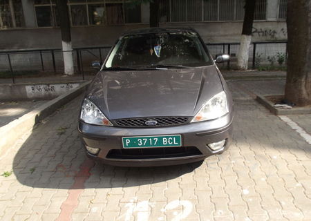 se vinde ford focus 1.8 tddi se vinde ford focus 1.8 tddi