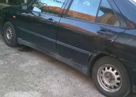 SEAT TOLEDO