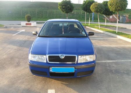 Skoda Octavia Tour 1,6i -2002 -BENZINĂ-