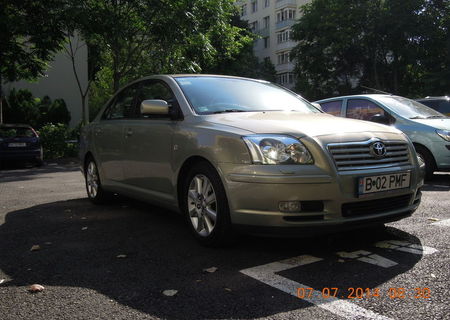 Toyota Avensis 2.2 D-4D Sol +