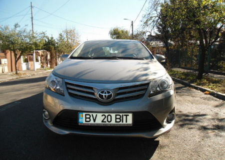 TOYOTA AVENSIS 