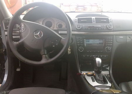 urgent.mercedes E 270