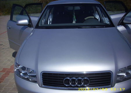 VAND AUDI A4 DIN 2004