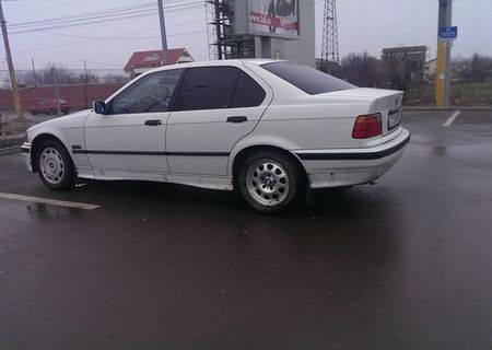 vand bmw 318 tds