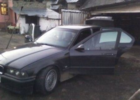 vand bmw 318i astept variante(auto)