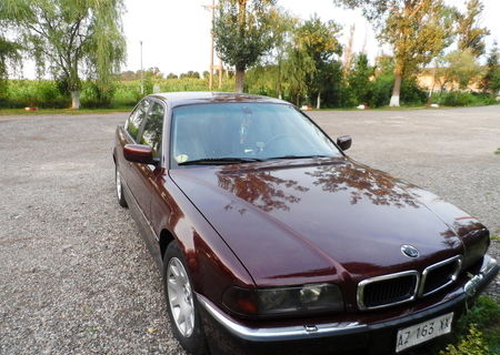 VAND  BMW 728 i