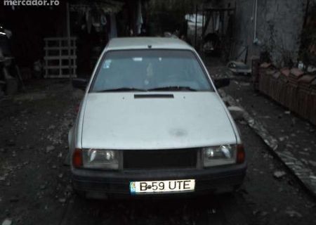 vand dacia nova 1997 sau schimb cu vw golf 3.. etc 