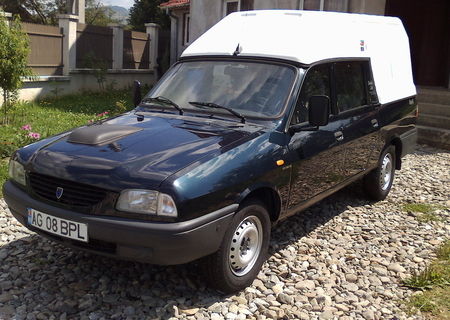 Vand dacia papuc 5 locuri 4x4 Vand dacia papuc 5 locuri 4x4