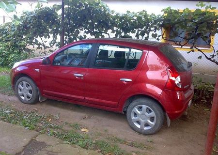 Vand Dacia Sandero Laureate 1.6 MPI