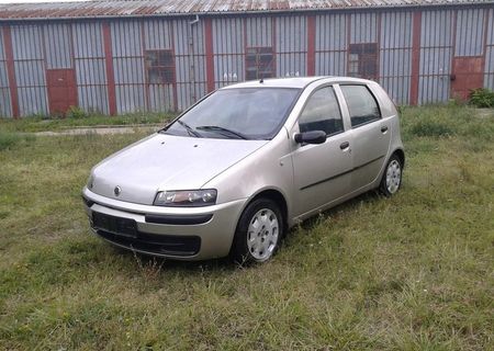 vand fiat punto impecabil cu AC