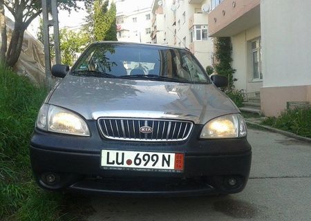 vand kia carens LS