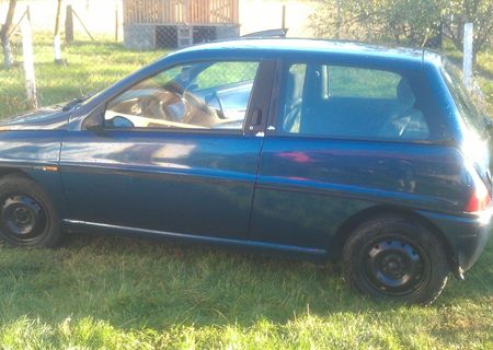 Vand Lancia Y, an fabricatie 2000