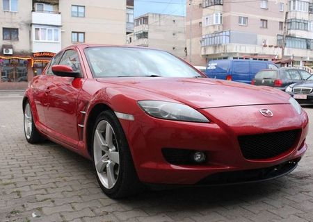 Vand mazda rx8 in stare perfecta de funcionare + una pentru piese de schimb putin avariata in partea din fata