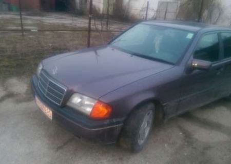 Vand Mercedes c180