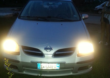 vand Nissan Almera Tino