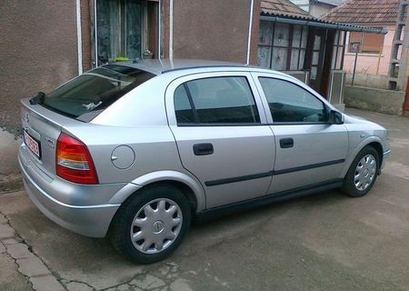 vand opel astra 16 16v inpecabil accept variante