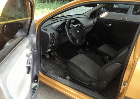 vand opel corsa 