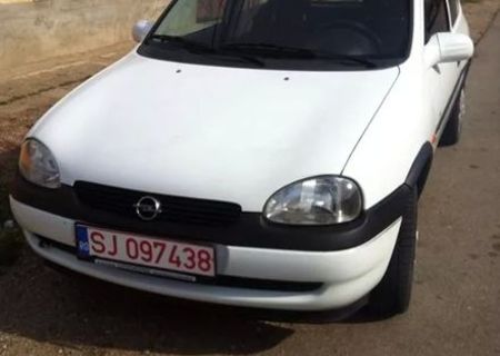 vând Opel corsa 1999