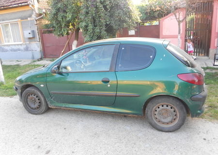 Vand peugeot 206 1.4 hdi din 2002