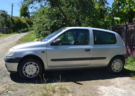 Vand Renault Clio 1.2i