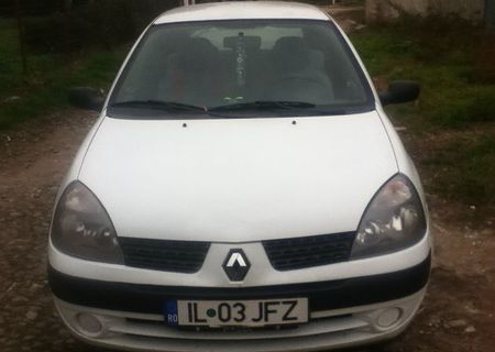 Vând Renault Clio