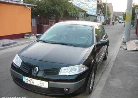 vand renault megan sedan2