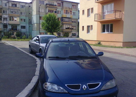 Vand Renault Megane 1,9 dti, an 2000