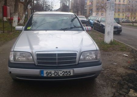 Vand Sau Schimb Mercedes C180