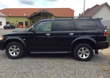 Vand sau schimb Mitsubishi Pajero Sport