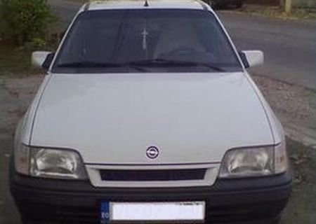 Vand sau schimb Opel Kadett 1,6 diesel