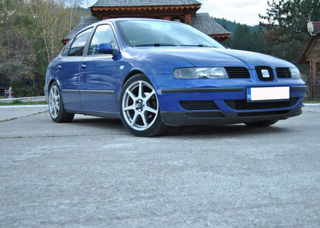 Vand sau Schimb Seat Toledo 1.6 16v 105cp