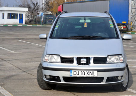 Vând Seat Alhambra, mașină exclusiv pt familie!