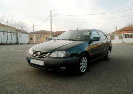 Vand Toyota Avensis 