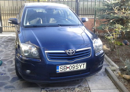 Vand Toyota Avensis Executiv