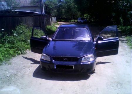 Vand ugrent HYUNDAI ACCENT