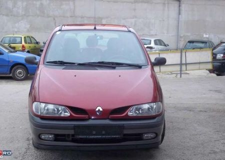 vand urgent Renault Scenic 1.6e Family // aer conditionat // impecabil