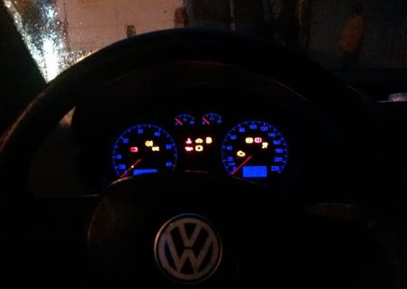 Vand volkswagen polo 2002 consum f. mic