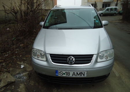 Vand VW Touran sau schimb cu Vito,Transporter,Nisan Primastar