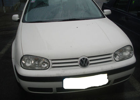 Volkeswagen Golf  4