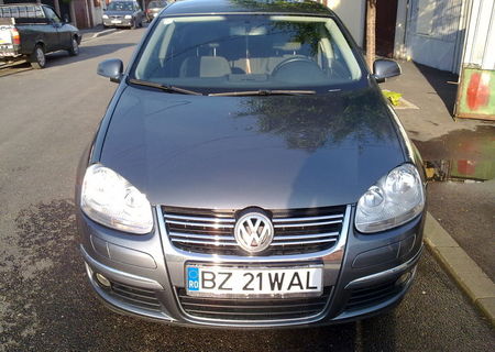 Volkswagen Jetta 2.0 TDI MANUALA