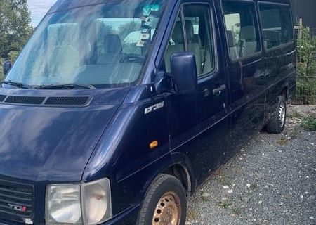 Volkswagen LT 35, 8+1 Locuri Volkswagen LT 35, 8+1 Locuri