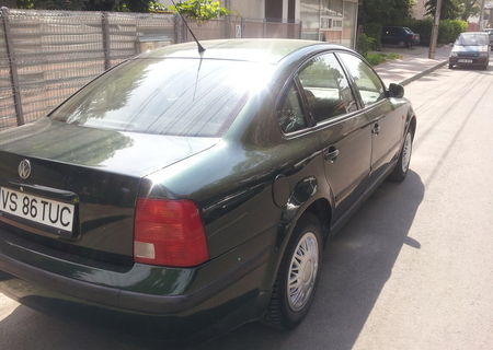 Volkswagen Passat, 1.6 / C.P / 1998 Volkswagen Passat, 1.6 / C.P / 1998